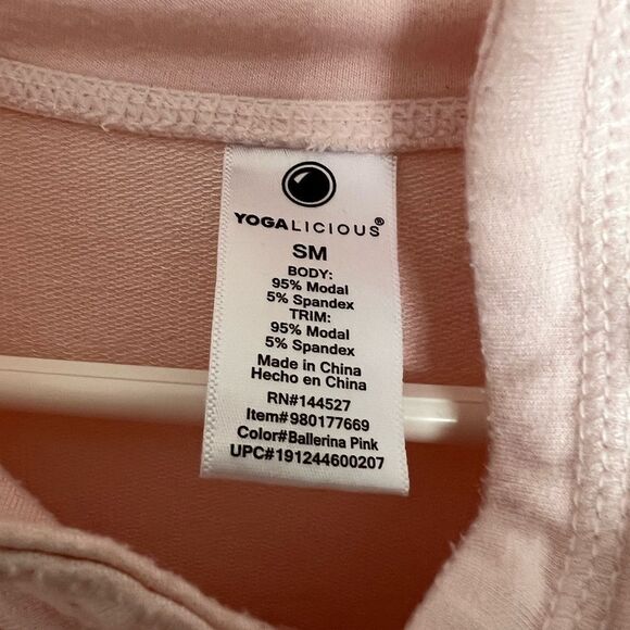 YogaliciousTop  - Picture 2 of 3